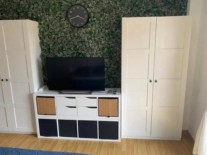 Estudio Capuchinos مالقة 0*,  إسبانيا